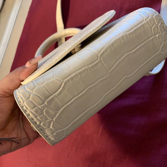 White small bag - Picture 6 of 9